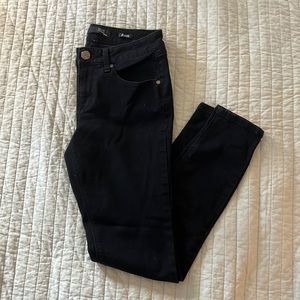 1822 Black Skinny Jeans